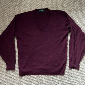 Tundra  vintage LT wool V-neck sweater